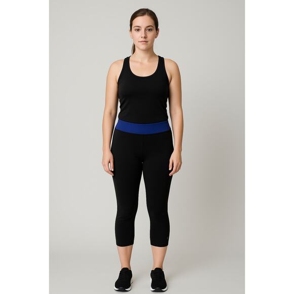 Adidas Women's Climalite Black Capri Pants - Size Medium Excellent Condition - Picture 1 of 6